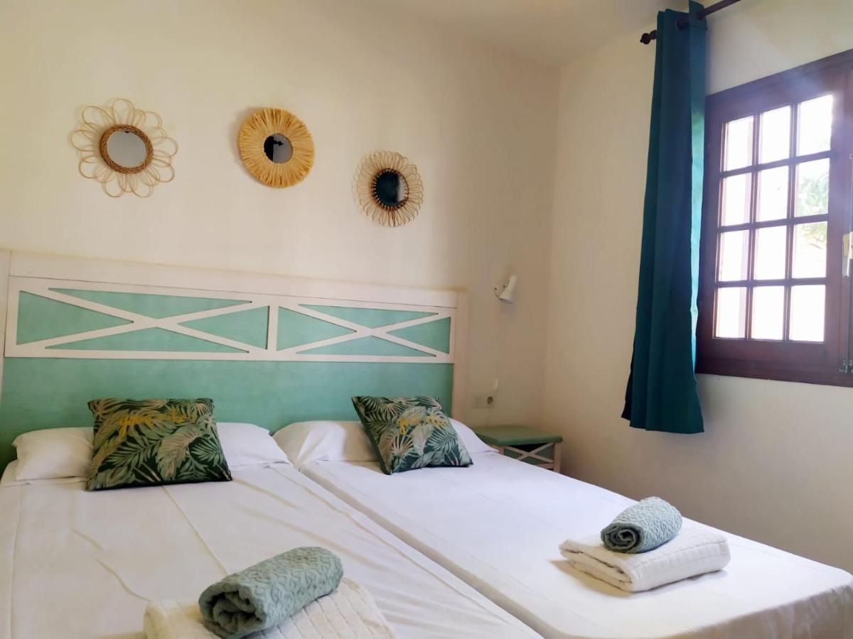 Cheap & Chic Apartamentos En Son Bou De 2 Dormitorios Kültér fotó
